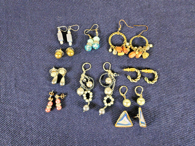 Lot of 10 Pairs Assorted Earrings Fashion Costume Jewelry